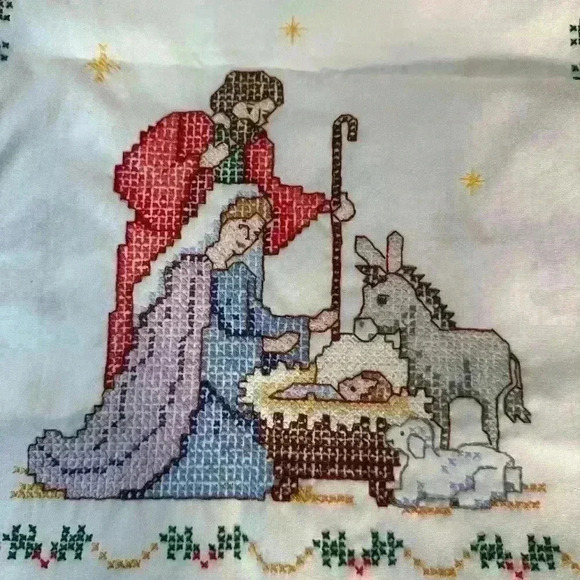 Vtg Table Runner Embroidered Cross Stitch Angels 3 Wise Men Mary Joseph Jesus - Picture 3 of 6